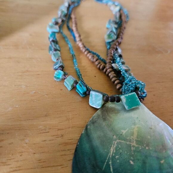 Boho Shell & Brown Bead Necklace | Statement Jewelry | Beachy | Chicos | Unique - Picture 2 of 4